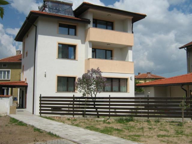 Khan Krum House & Apartments For Rent Elin Pelin Extérieur photo